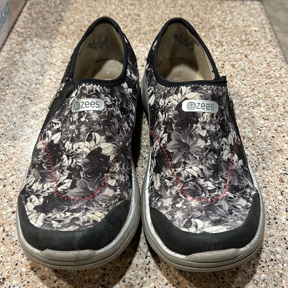 Bzees, size 8.5, gently worn